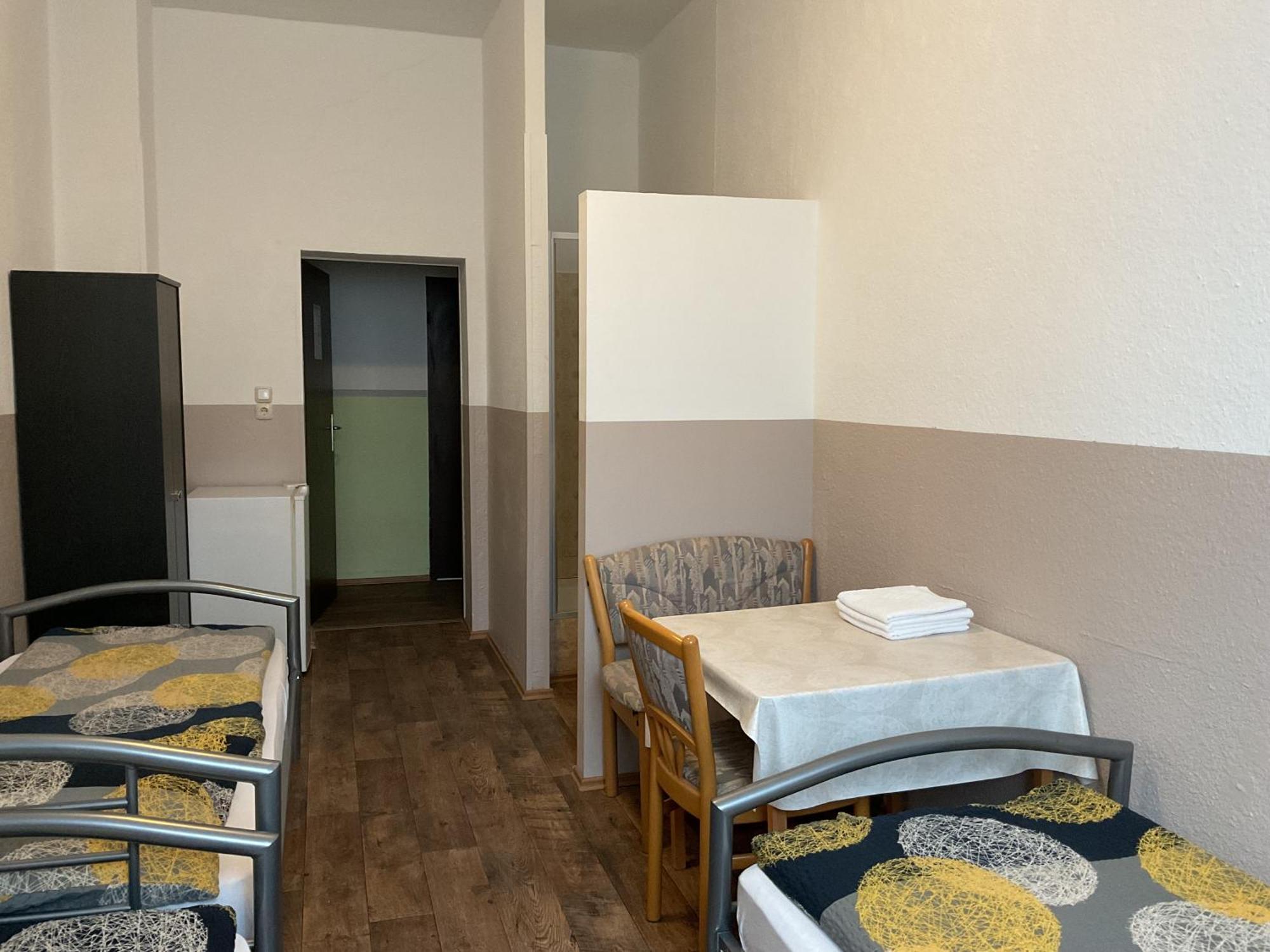 Pension&Hostel Anna - Monteurzimmer Munich Exterior photo